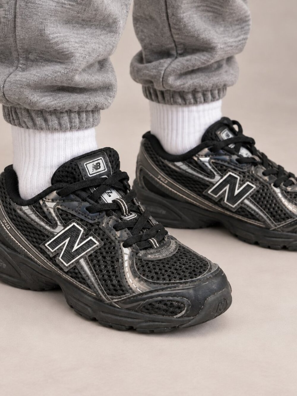 New Balance Little Kids 740 Bungee Lace Sneakers Size 13 Unisex
